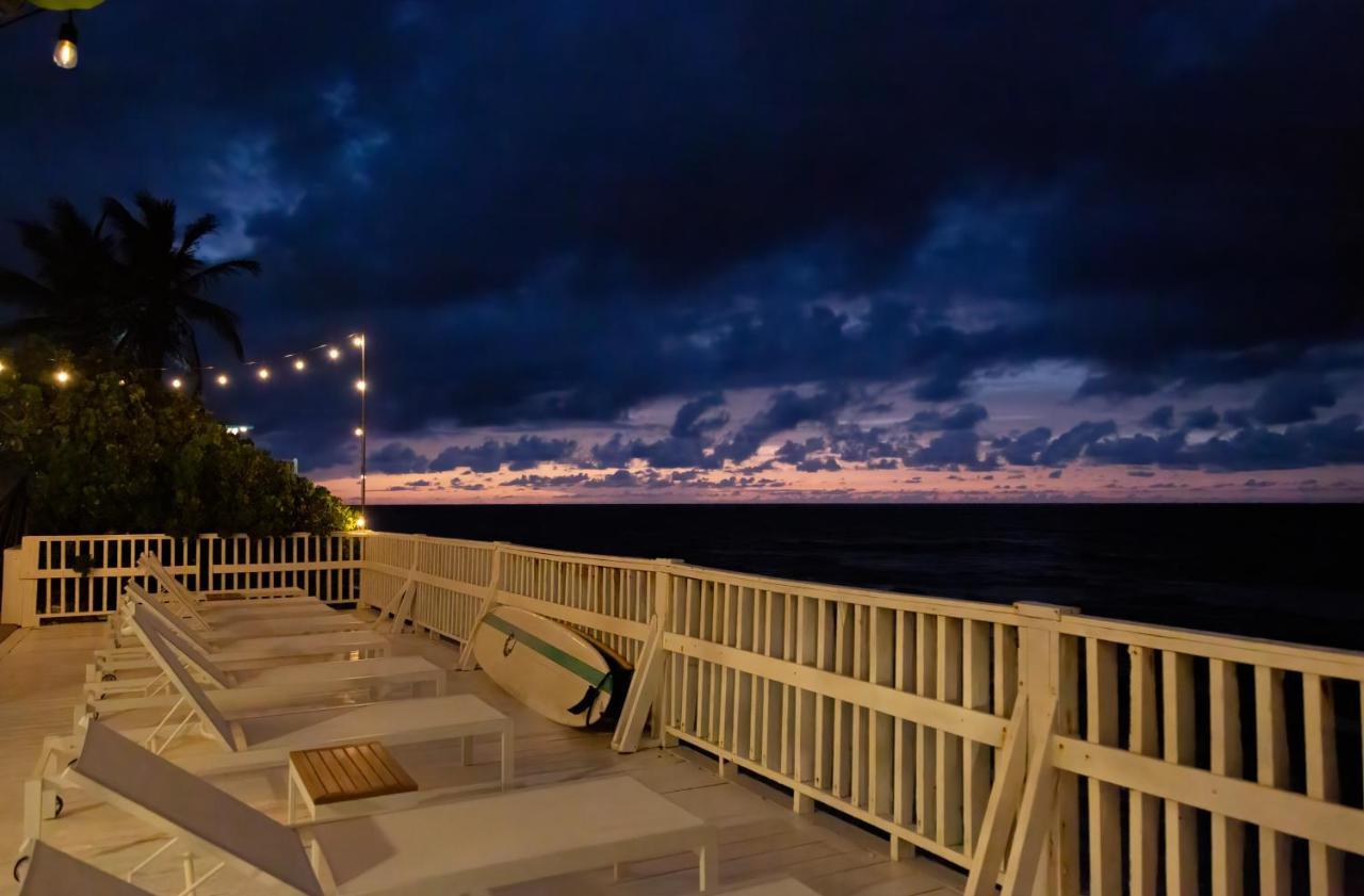 Bella Surf Inn Isabela Esterno foto