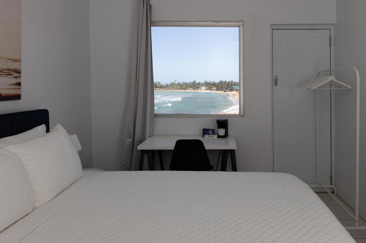 Bella Surf Inn Isabela Esterno foto